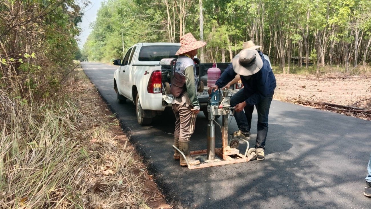 วันที่ 23 มีนาคม 2569 โดยการนำของ ดาบตำรวจสุวิทย์ พลเสนา นายกเทศมนตรีตำบลพรเจริญ มอบหมายให้ผู้อำนวยการกองช่างพร้อมทีมงานลงพื้นที่ในการปฏิบัติงานและติดตามโครงการสร้างฯ